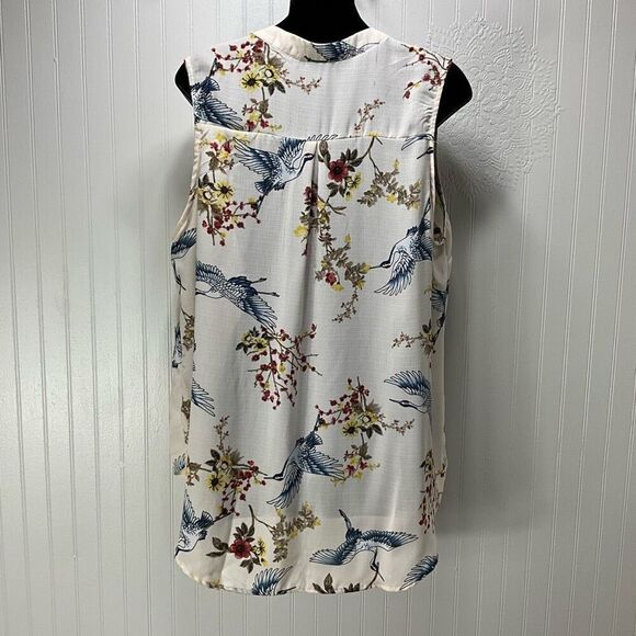 MIROH Sleeveless Blouse - Picture 3 of 5